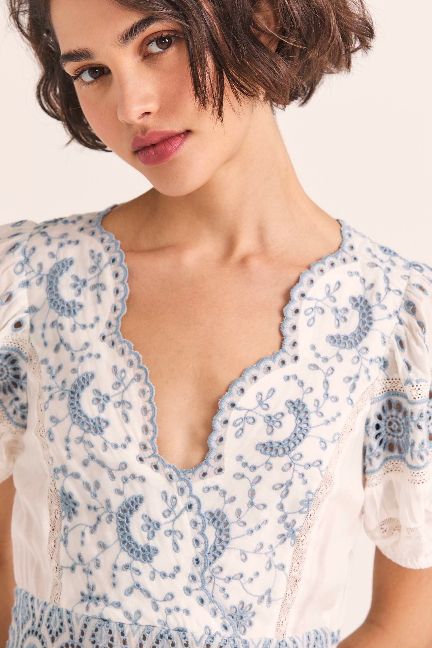 Women's white and blue eyelet embroidered puff sleeve mini dress