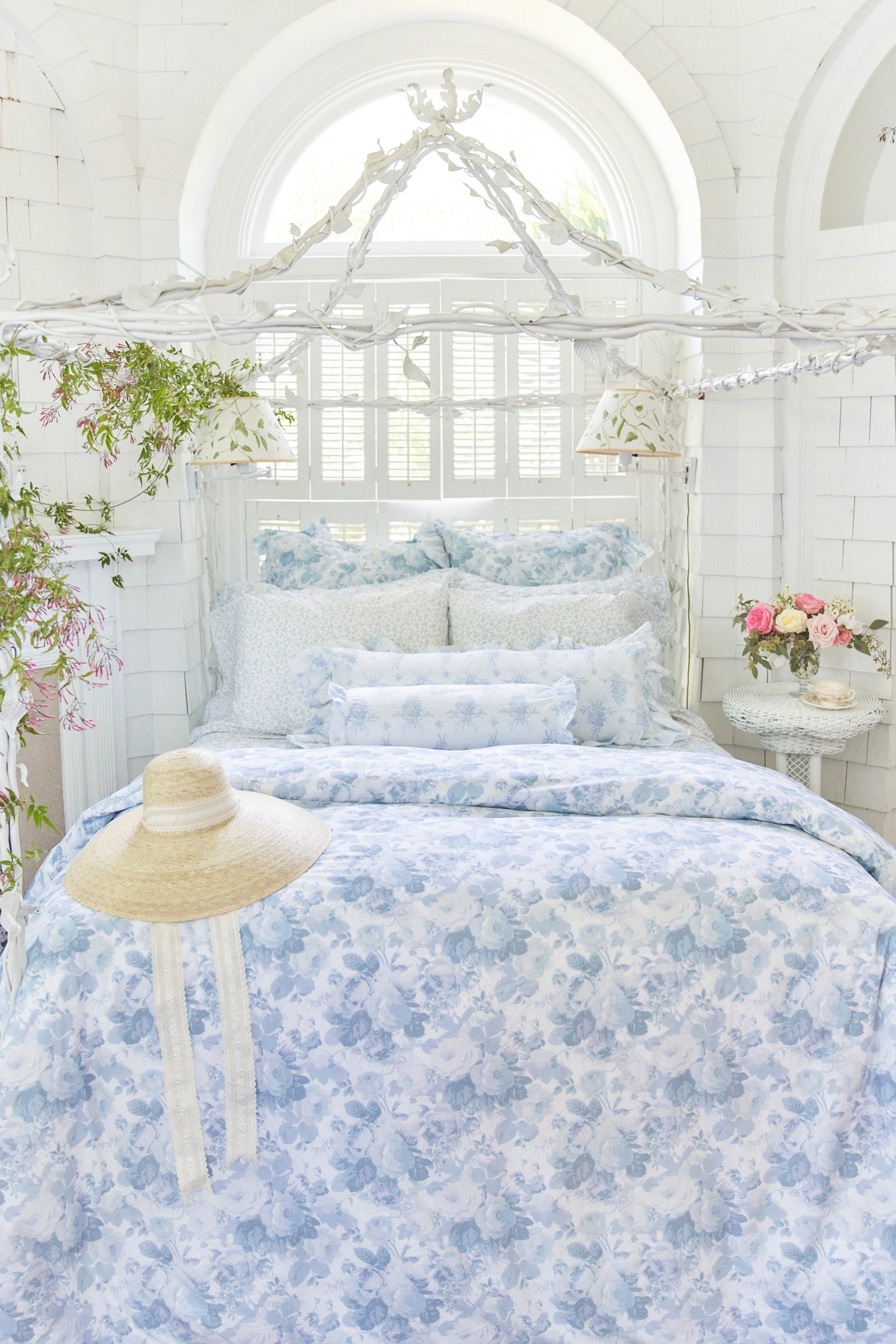 Palm Beach Rose Duvet Cover And Sham Set