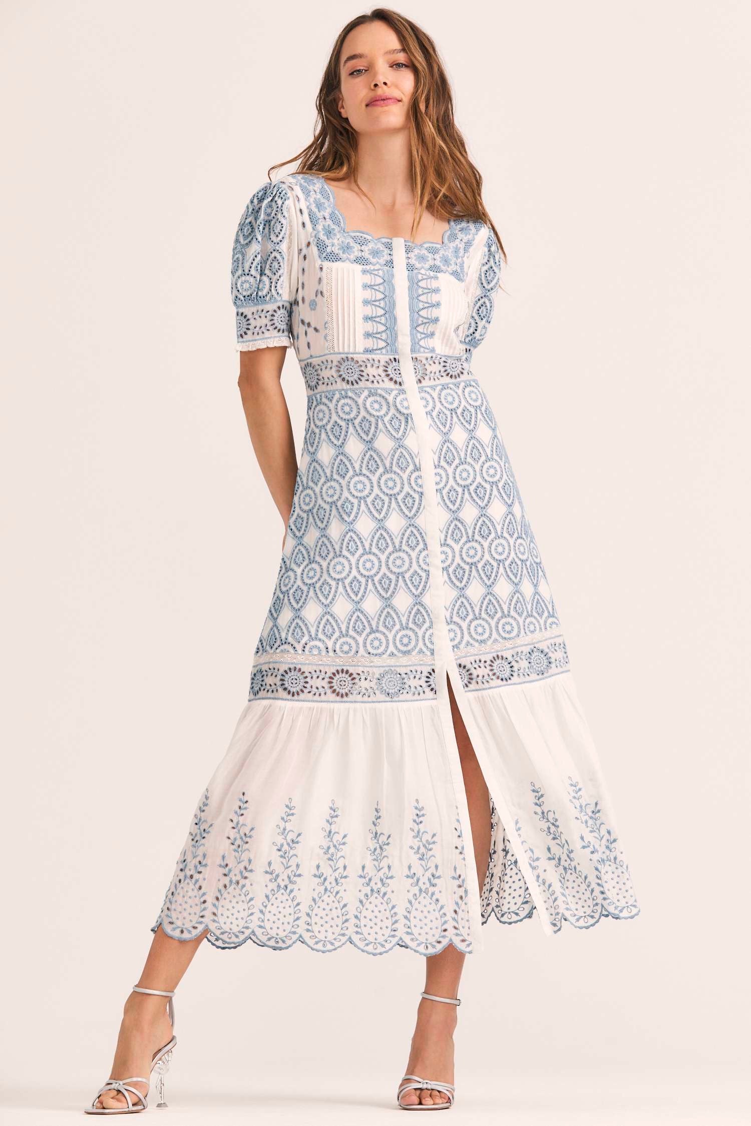 Women's white and blue embroidered puff sleeve midi dress