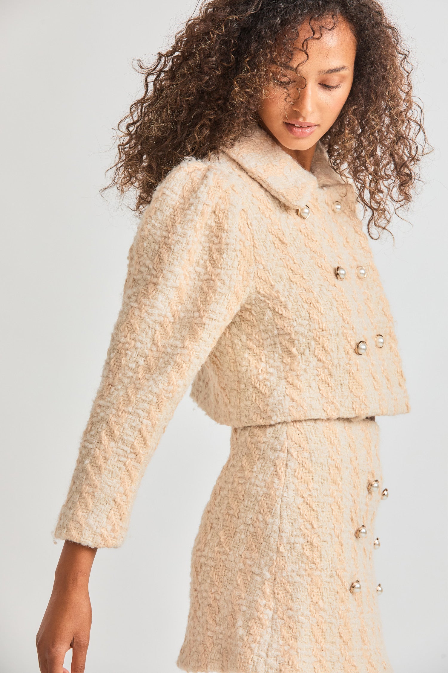 Women's beige houndstooth print cropped wool jacket