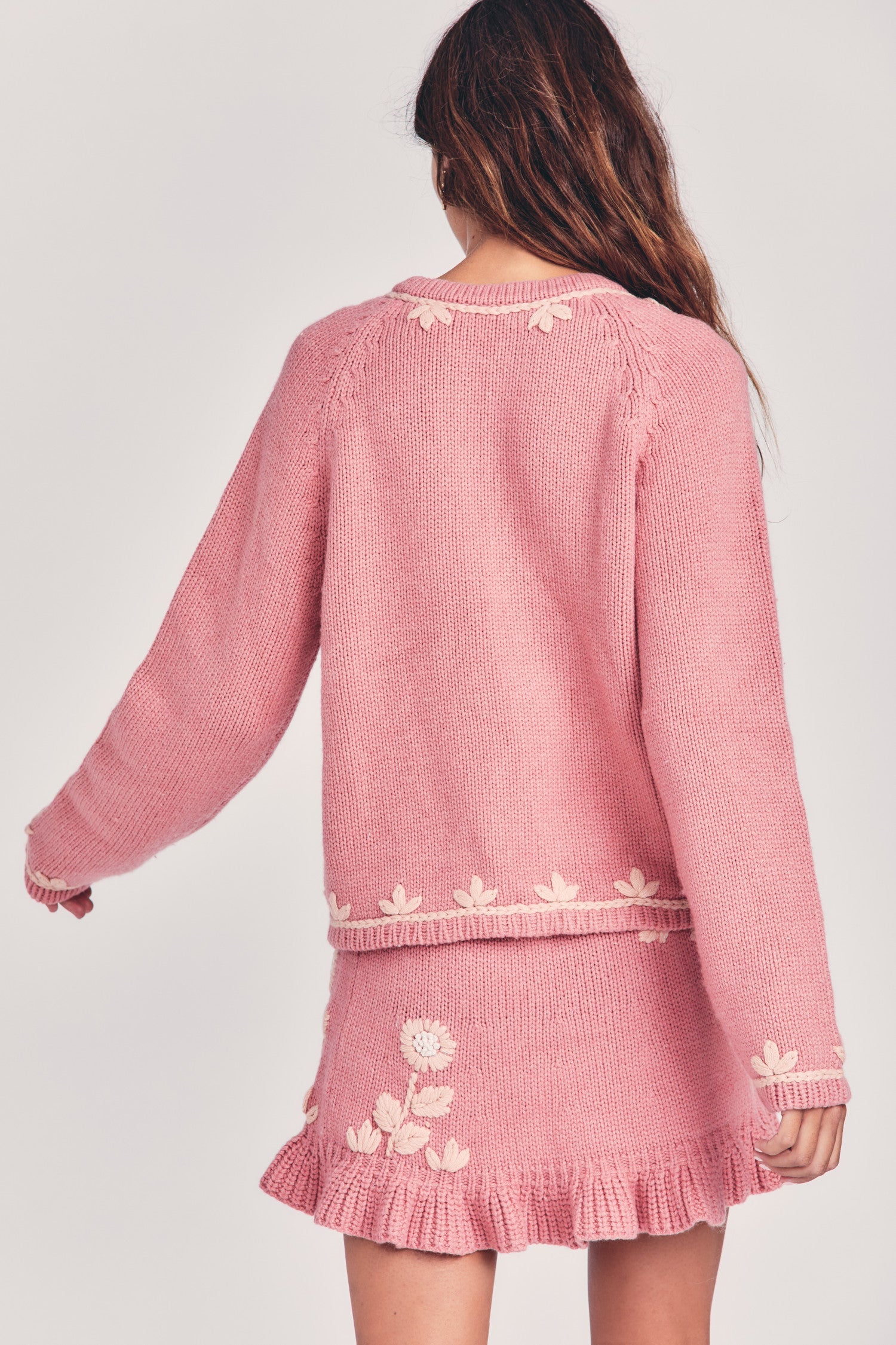 Women's pink cardigan with hand-embroidered garden motif