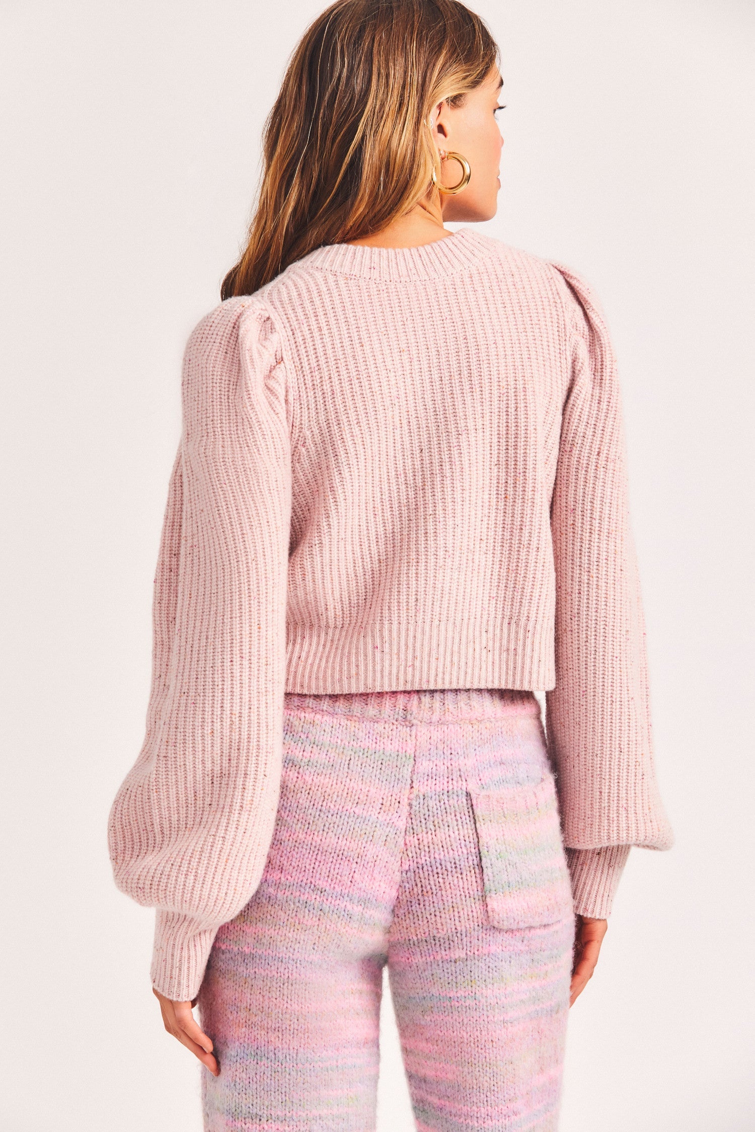 Women's cashmere cropped cardigan and speckled pink