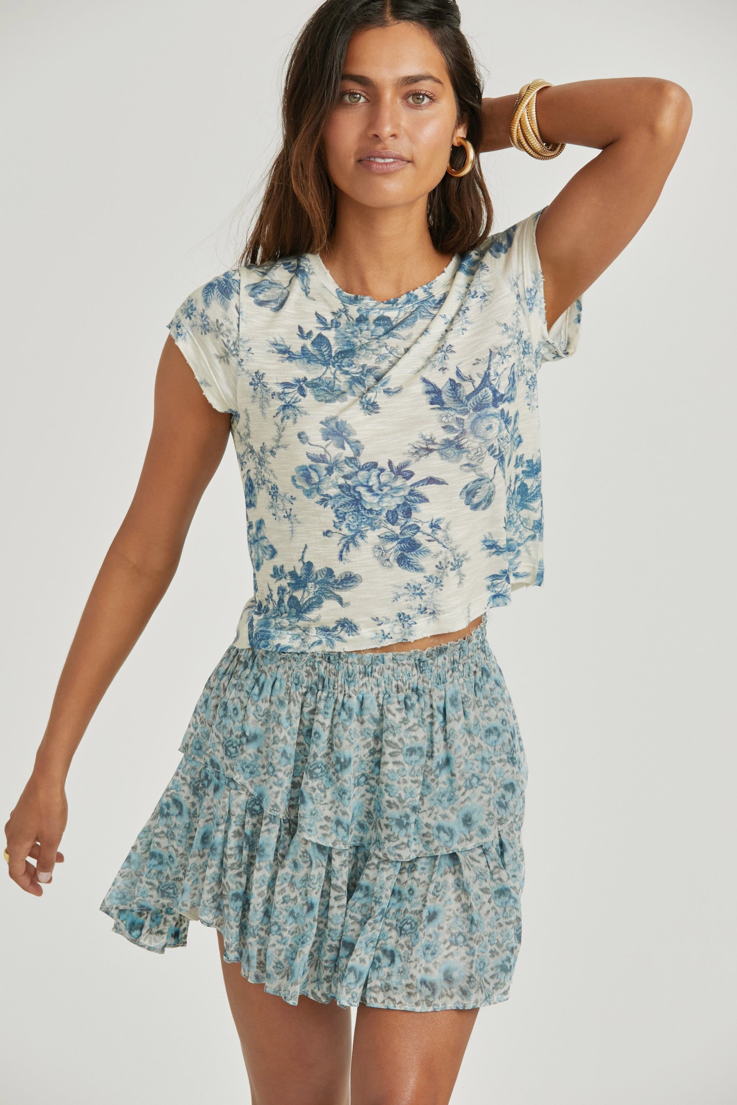 Women's blue floral print ruffle tiered mini skirt