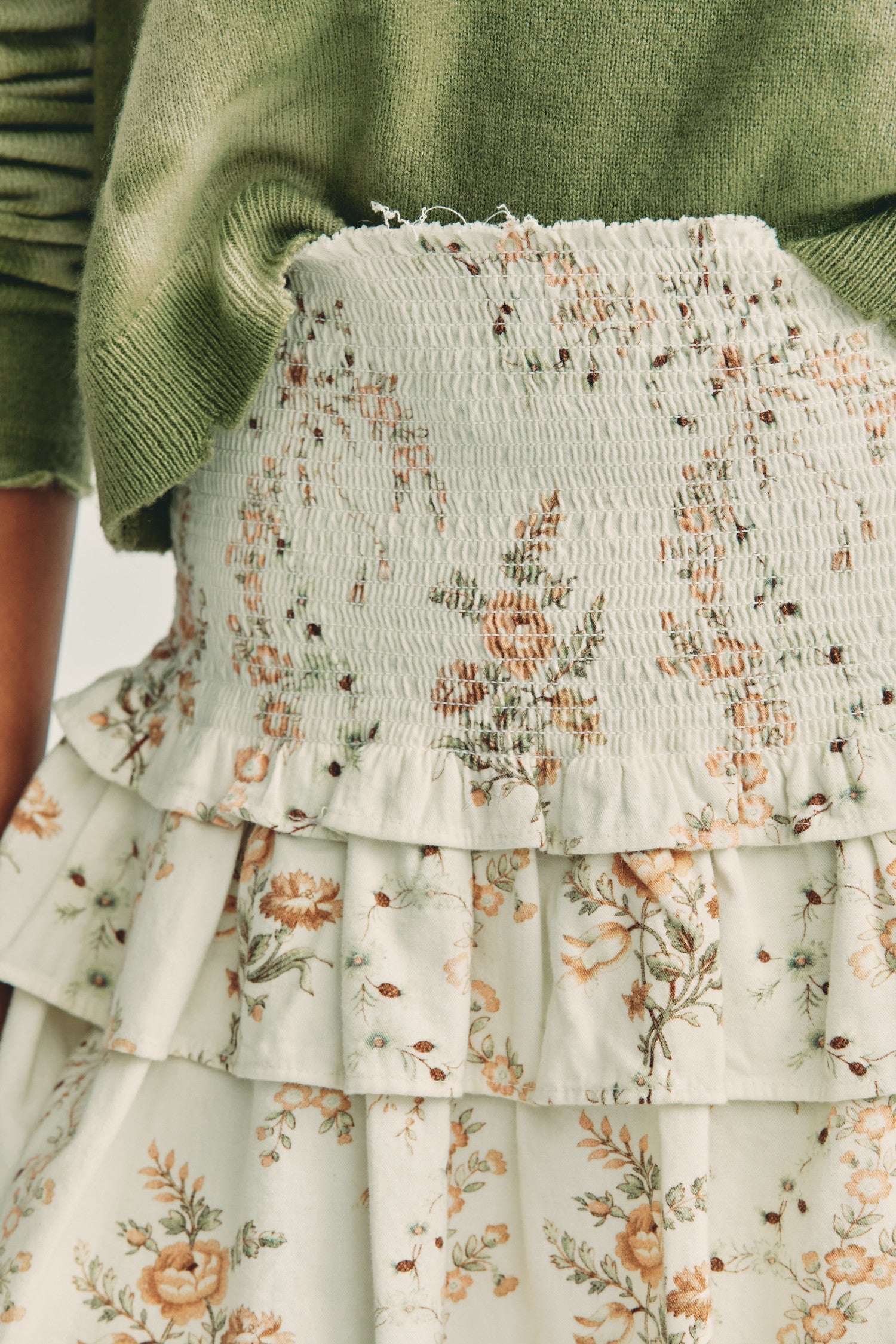 Women's beige cotton mini skirt with a vintage-inspired French textile floral print