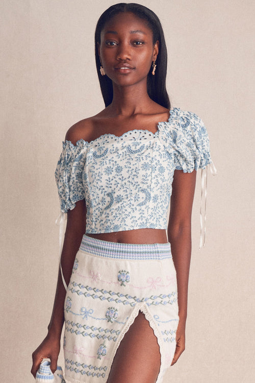 Women's floral embroidered puff sleeve top