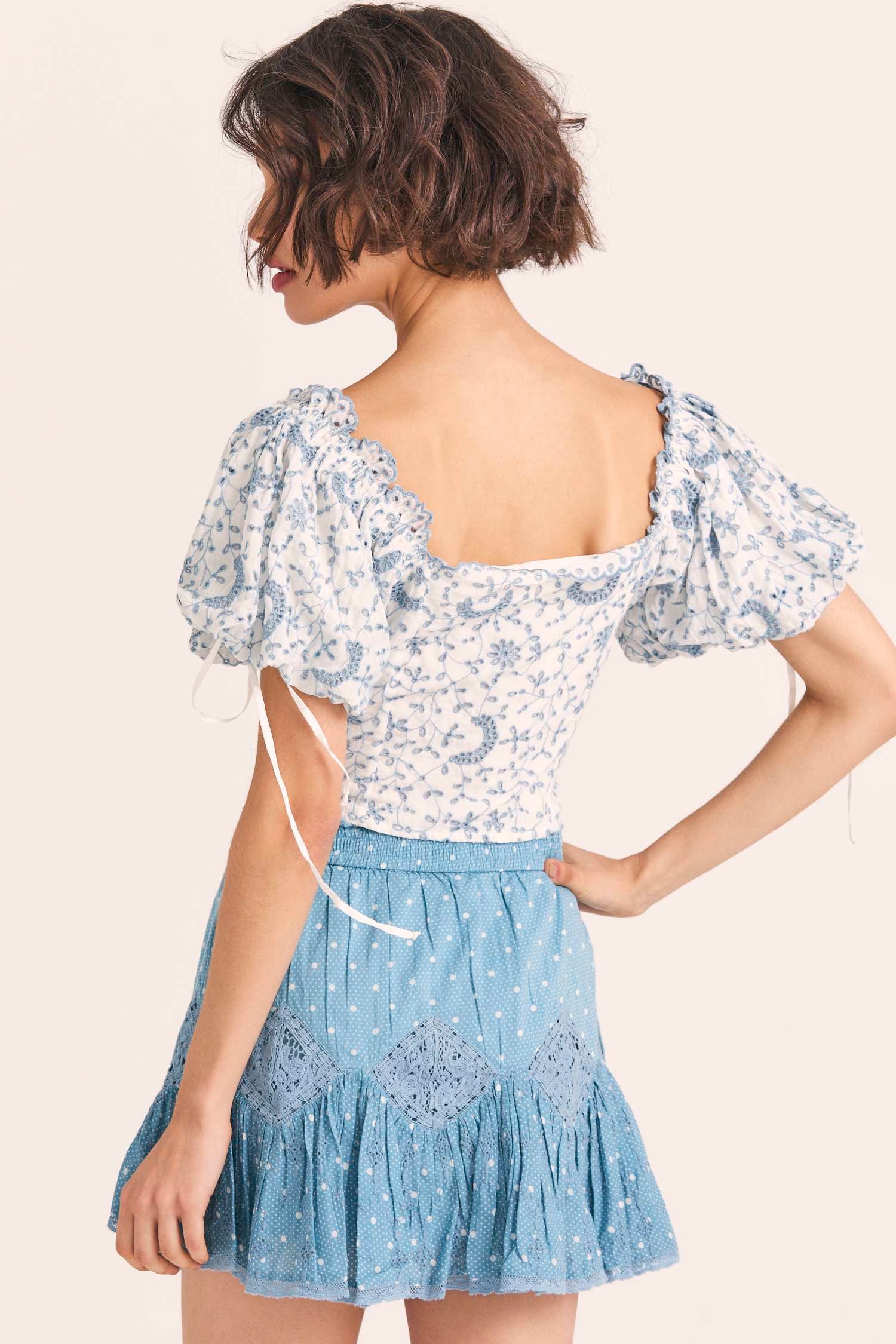 Women's floral embroidered puff sleeve top