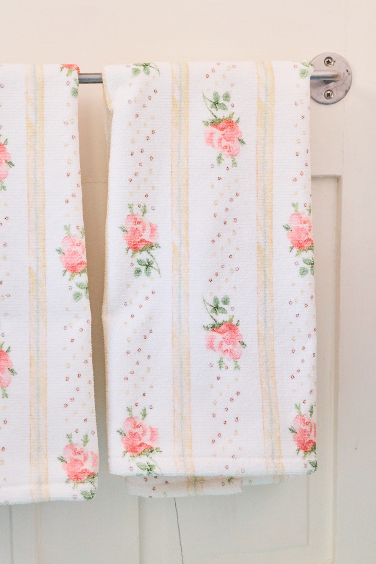 Rose Dot Hand Towel